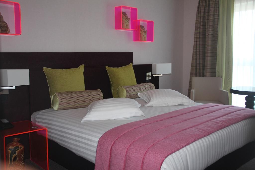 Hotel La Roseraie Wemmel Номер фото